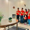Сотрудники Посольства Вьетнама и представители вьетнамцев в Пакинстана чтят память Президента Хо Ши Мина и павших бойцов. Фото: Посольство Вьетнама в Пакистане 