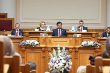 Зампредседателя НС Ле Минь Хоан выступает на мероприятии. Фото: Доан Йен