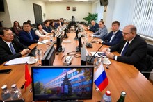 Общий вид встречи.