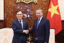 Президент То Лам принимает Посла Кореи Чхве Ёнсама. Фото: ВИА