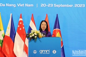Вице-президент Вьетнама Во Тхи Ань Суан выступает на открытии AMRI-16.