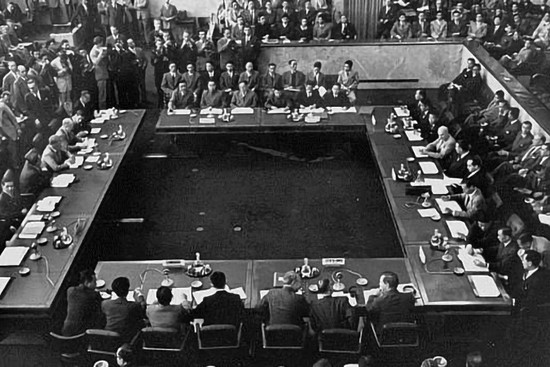 Общий вид Женевской конференции 1954 года. Архивное фото