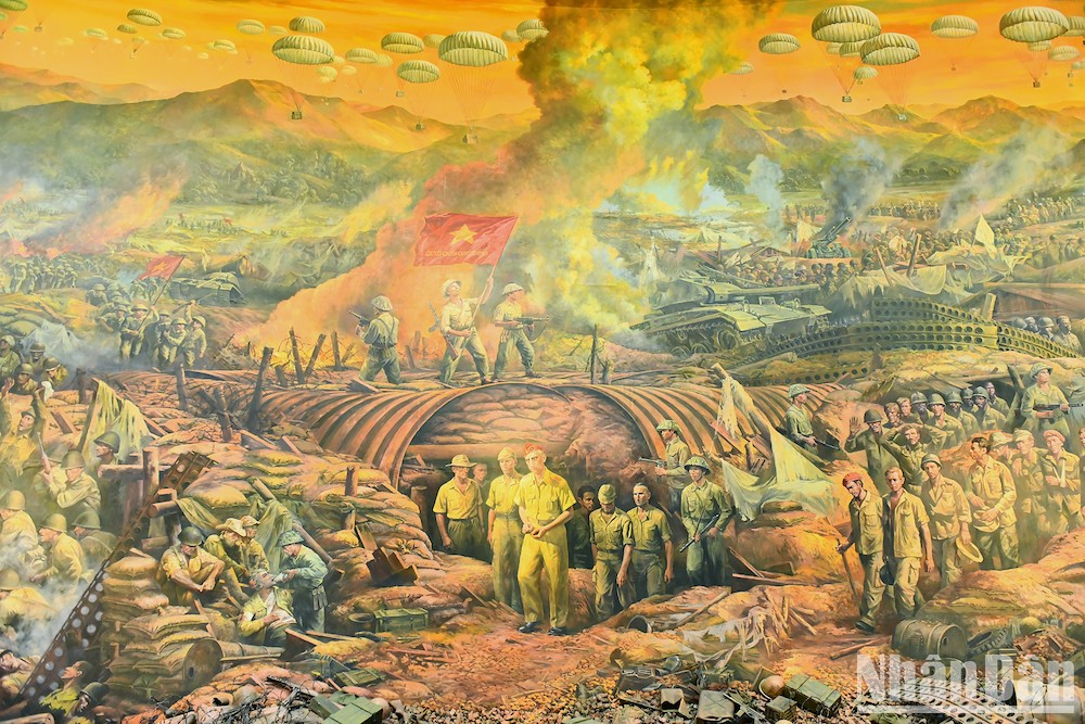 Битва под Дьенбьенфу через панорамную картину 
