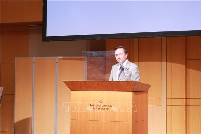 Губернатор префектуры Канагава Куроива Юдзи выступает на форуме. Фото: VNA