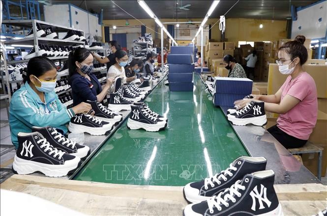 Производства обуви на экспорт. Фото: ВИА