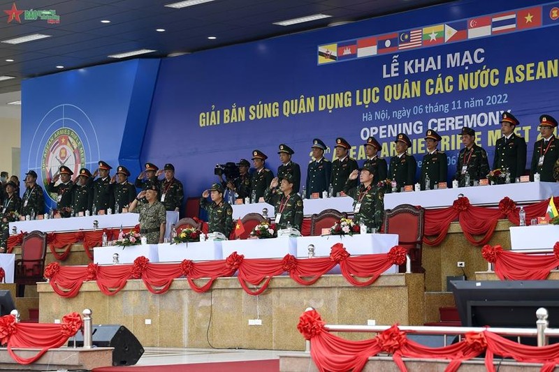 Общий вид церемонии открытия турнира. Фото: qdnd.vn