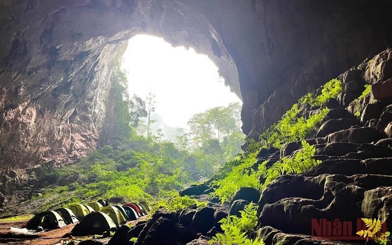 Пещера Пигми, четвертая по величине пещера в мире, расположена в центральной зоне национального парка Фонгня-Кебанг. Фото: Ми Хань