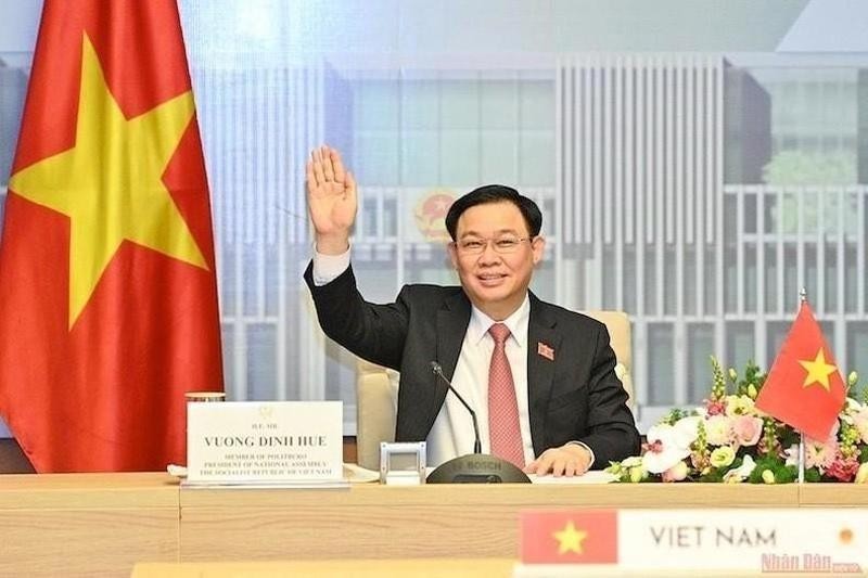 Председатель НС Выонг Динь Хюэ. Фото: Зюи Линь