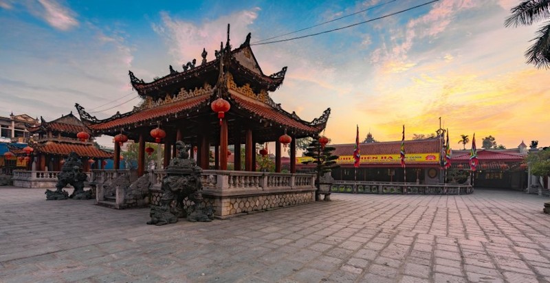 Главный храм Тиенхыонг был построен при династии Ле Кань Чи. Фото: phuday.com