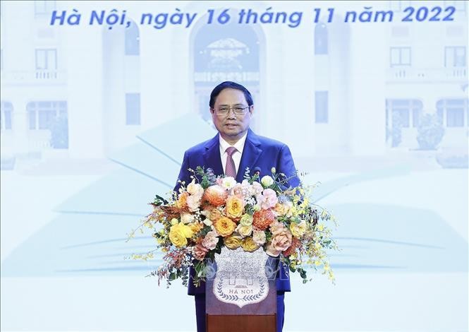 Премьер-министр Фам Минь Тьинь выступает на церемонии. Фото: ВИА