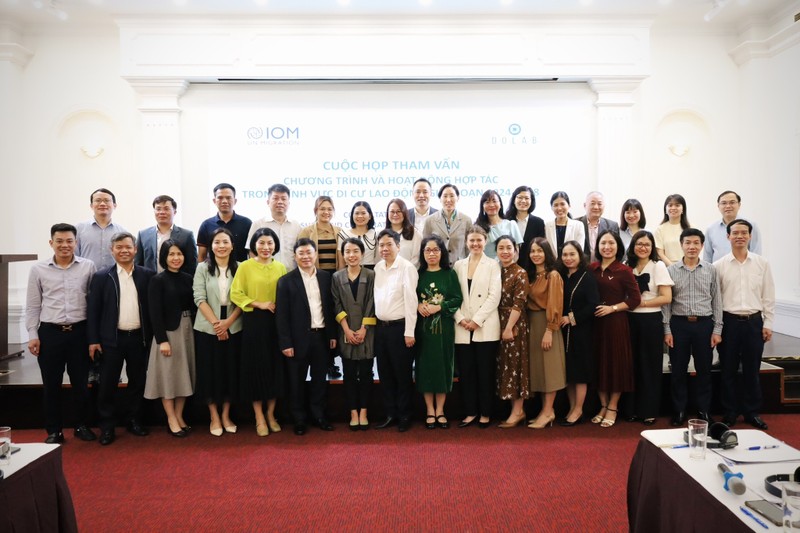 Участники семинара. Фото: МОМ во Вьетнаме