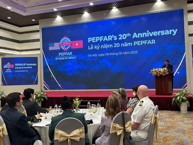 Посол США во Вьетнаме Марк Кнаппер выступает на мероприятии. Фото: ВИА