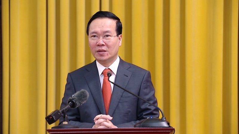 Президент Во Ван Тхыонг выступает на встрече. Фото: Ван Хиеу