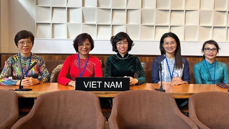 Вьетнамская делегация на сессии. Фото: baoquocte.vn
