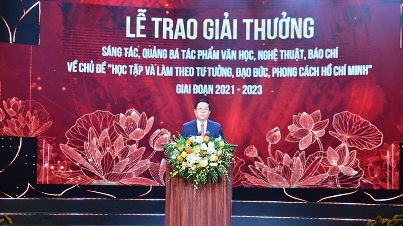 Глава Отдела ЦК КПВ по пропаганде и политическому воспитанию Нгуен Чонг Нгиа выступает на церемонии. Фото: Данг Кхоа