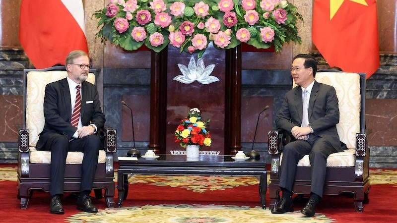 Президент Во Ван Тхыонг и Премьер-министр Чехии Петр Фиала. Фото: ВИА