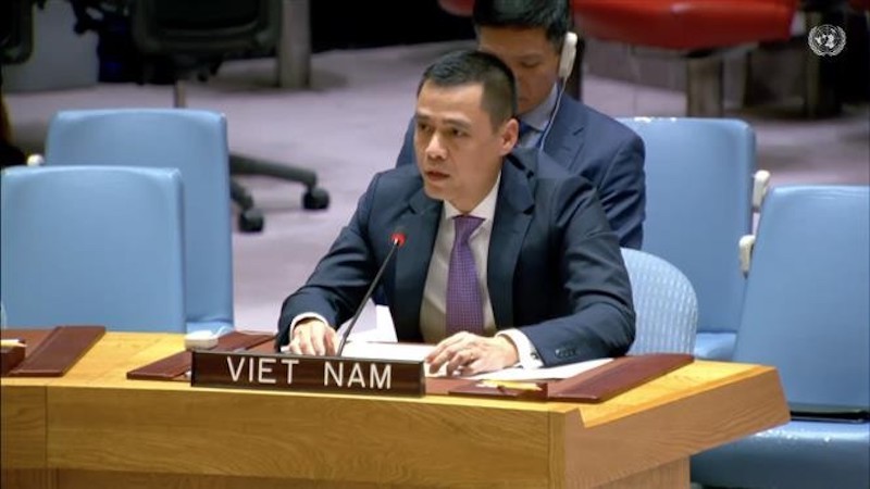 Глава Постоянной миссии Вьетнама при ООН, Посол Данг Хоанг Жанг выступает на мероприятии. Фото: ВИА