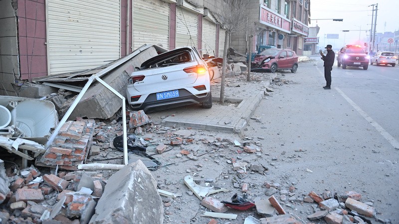 Землетрясение повлекло за собой большие человеческие жертвы и материальные потери. Фото: Рейтер