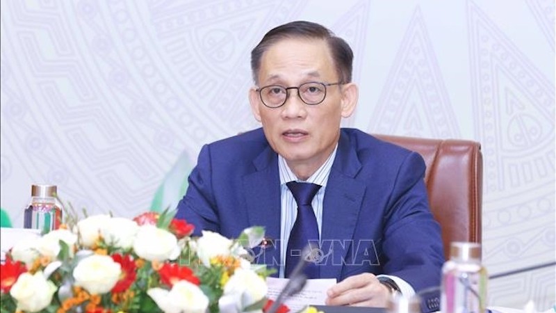 Глава Отдела по внешним связям ЦК КПВ Ле Хоай Чунг выступает на переговорах. Фото: ВИА