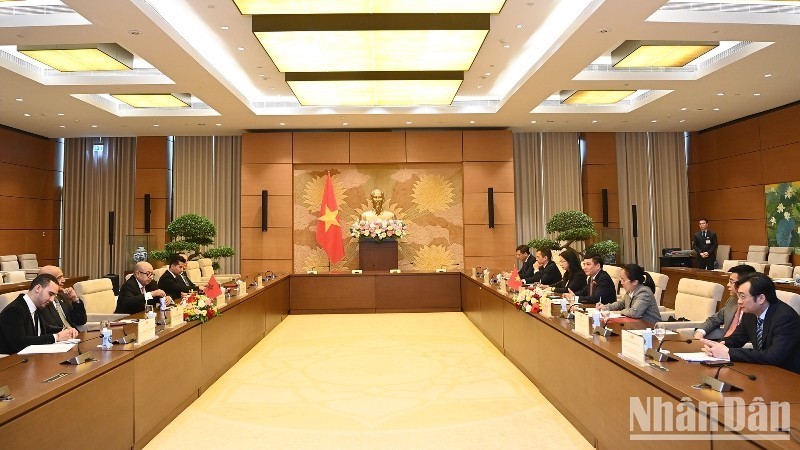 Общий вид переговоров. Фото: Зюи Линь