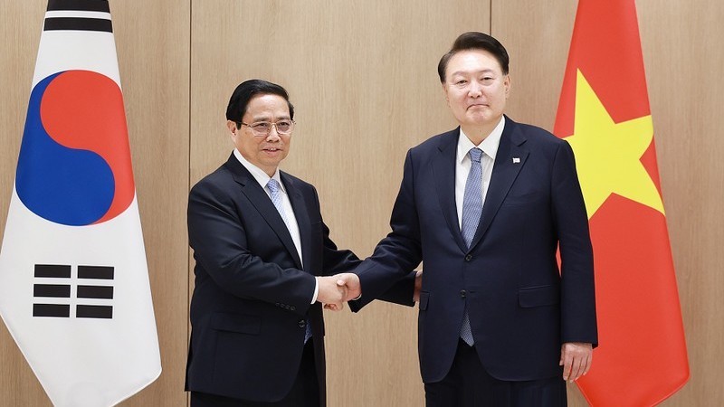 Премьер-министр Фам Минь Тьинь и Президент Республики Корея Юн Сок Ёль. Фото: ВИА