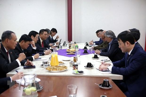 Общий вид встречи между товарищем Фан Динь Чаком и Генеральным секретарем Коммунистической партии Чили Лаутаро Кармоной. Фото: VNA
