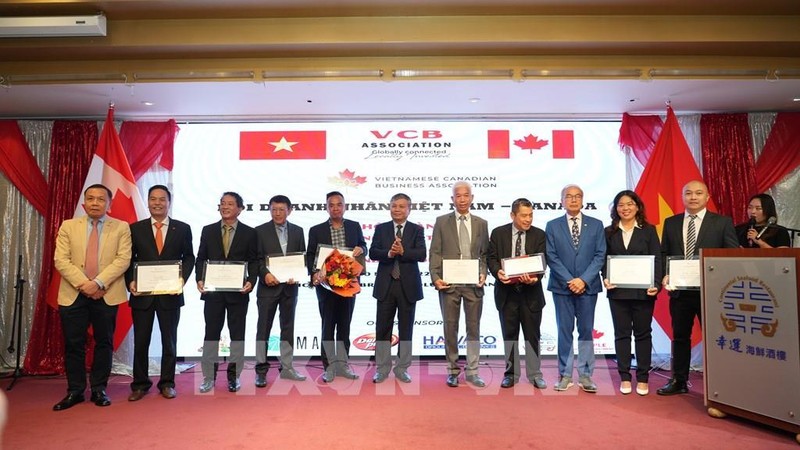 Церемония создания Ассоциации вьетнамско-канадских предпринимателей. Фото: VNA