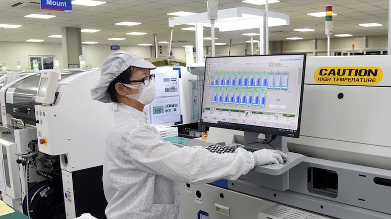 Производство электронных компонентов компании Bumjin Electronics Vina со 100% южнокорейским инвестиционным капиталом.