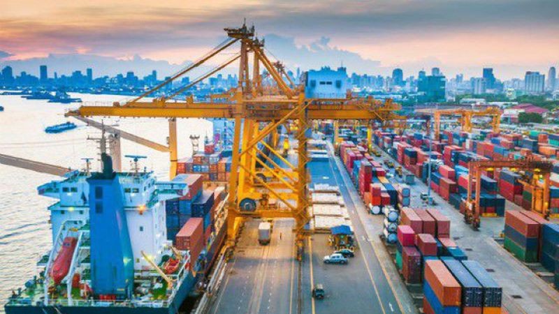 В августе 2023 года общая стоимость импорта и экспорта товаров Вьетнама достигла 62,08 млрд долларов США.