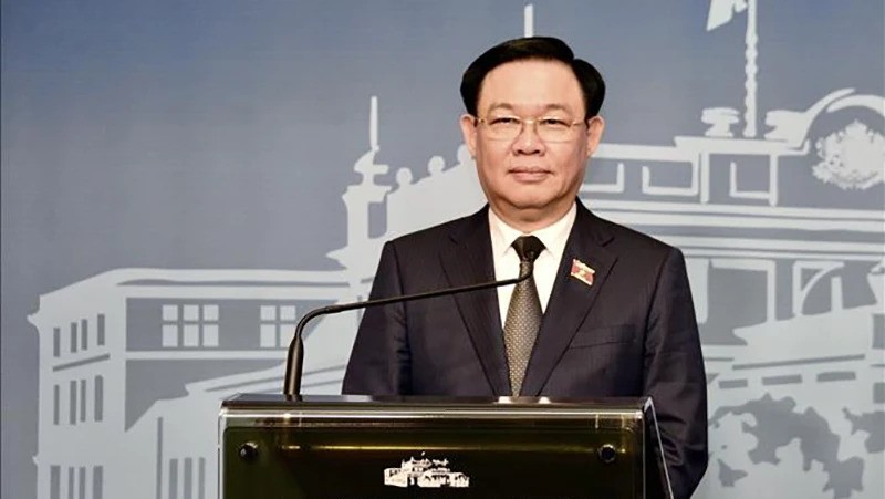 Председатель НС Выонг Динь Хюэ. Фото: ВИА