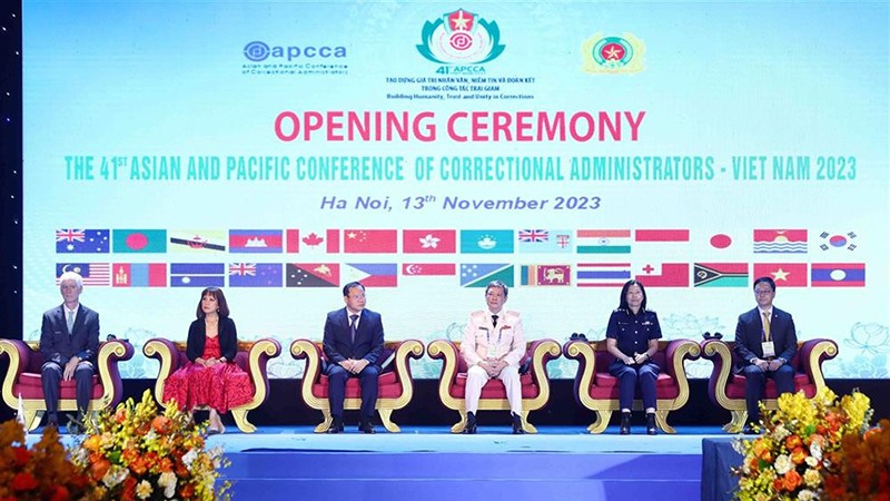 Мероприятия по обмену информацией и опытом между членами APCCA имеют большое значение для стран и территорий, включая Вьетнам.