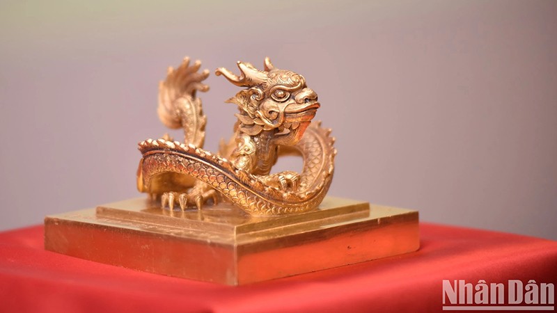 Золотая печать «Император» династии Нгуен. Фото: Минь Зюи
