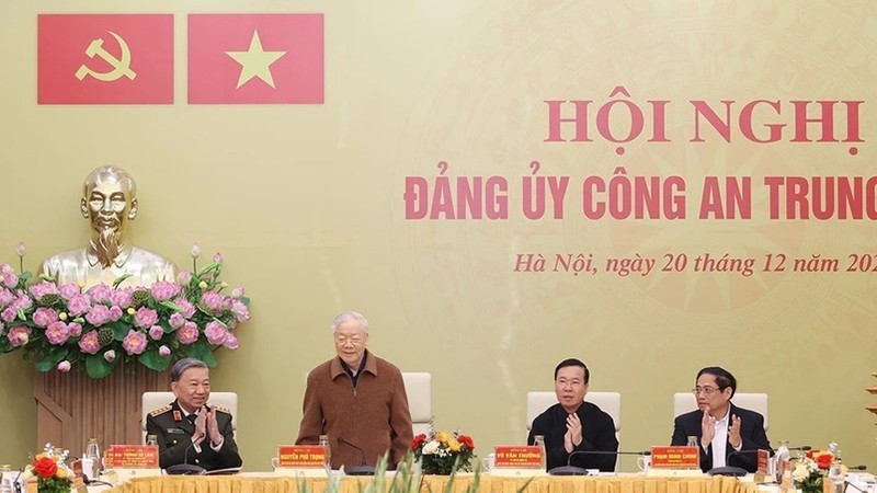Генеральный секретарь ЦК КПВ Нгуен Фу Чонг выступает на конференции. Фото: ВИА