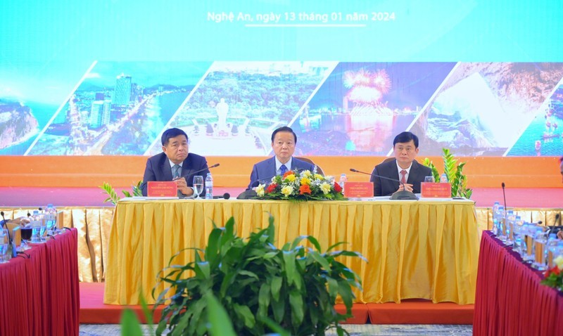 Конференция по подведению итогов работы в 2023 году Координационного совета по Северной части и побережью Центрального Вьетнама.