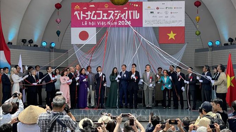 Церемония открытия фестиваля. Фото: ВИА