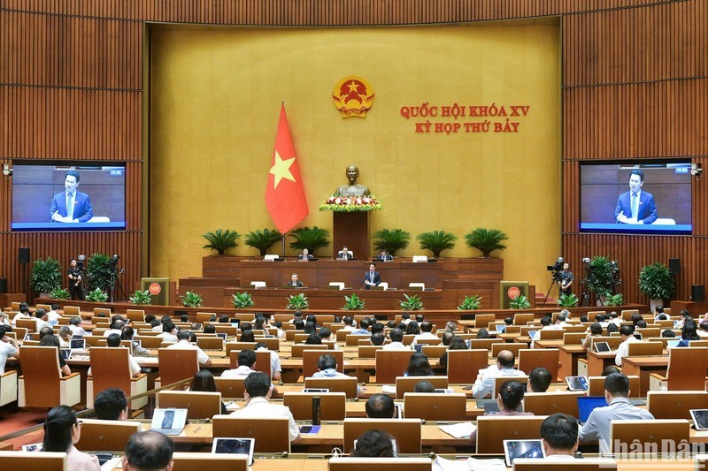 Общий вид заседания 28 июня. Фото: Данг Кхоа