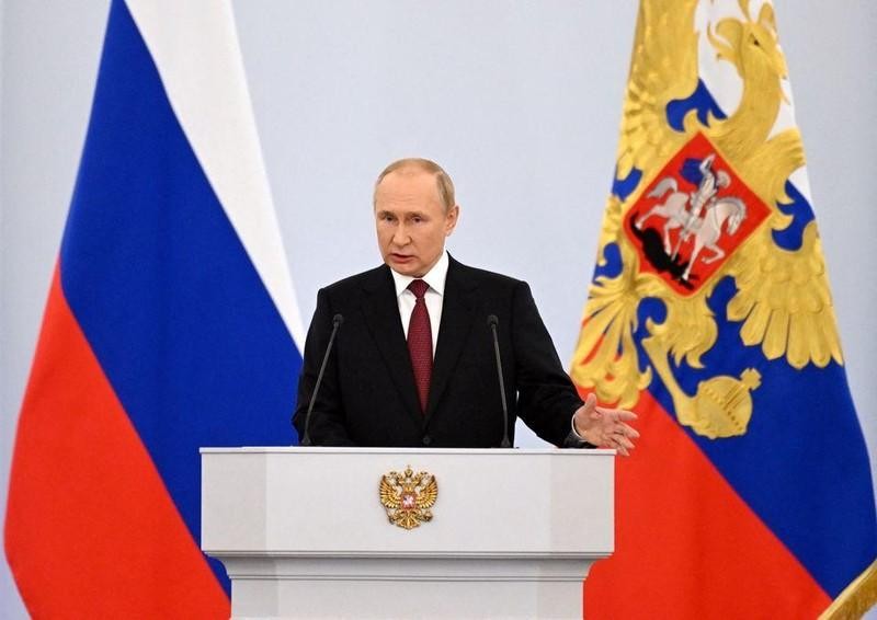 Президент России Владимир Путин выступает с речью на церемонии. Фото: Рейтер