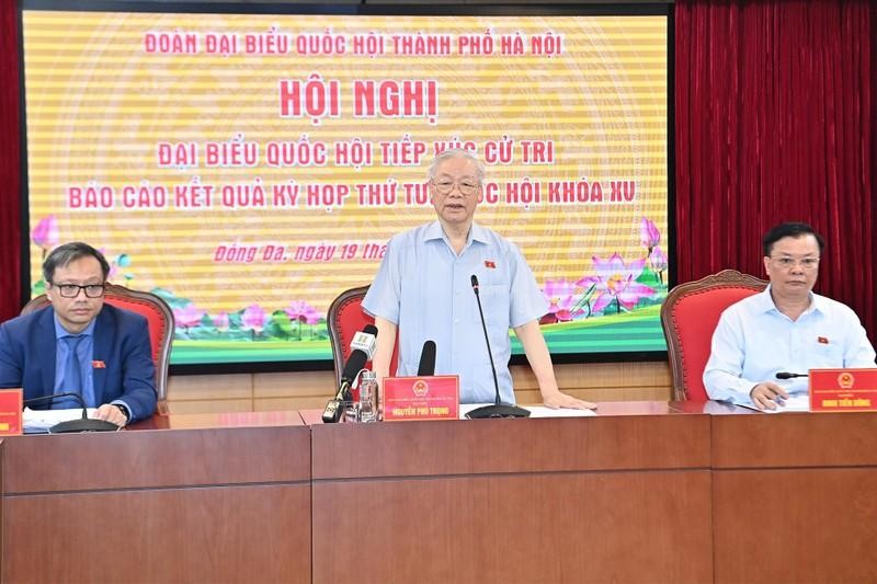 Генеральный секретарь ЦК КПВ Нгуен Фу Чонг выступает на встрече. Фото: Данг Кхоа