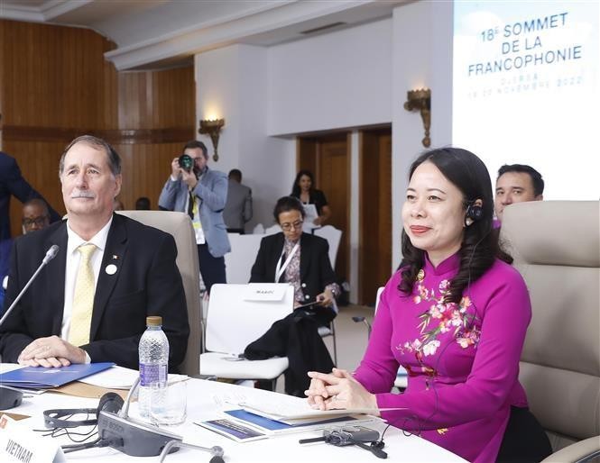 Вице-президент Во Тхи Ань Суан (справа) принимает участие в саммите. Фото: ВИА