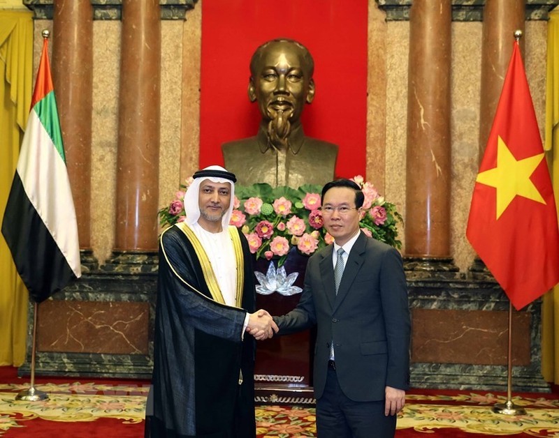 Президент Во Ван Тхыонг и Посол ОАЭ Бадер Алматруши. Фото: ВИА