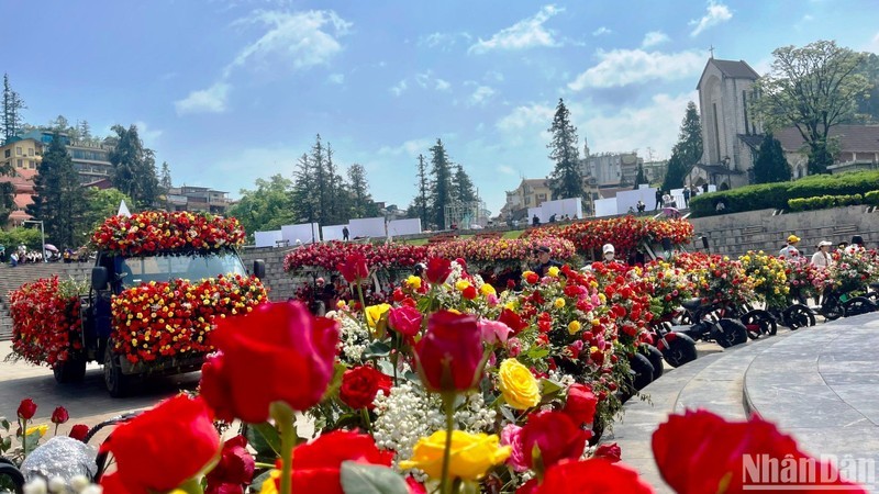Это крупнейший фестиваль роз на Северо-Западе. Фото: Куок Хонг