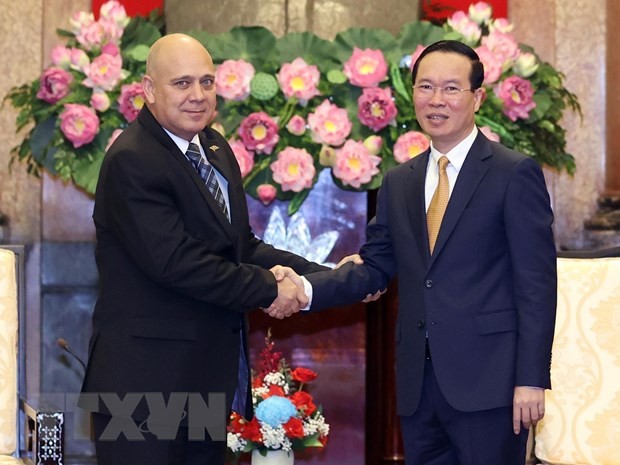 Президент Вьетнама Во Ван Тхыонг принимает товарища Роберто Моралес Охеду. Фото: ВИА