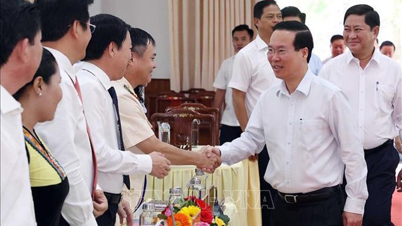 Президент Во Ван Тхыонг на рабочей встрече с руководителями Парткома провинции Ниньтхуан. Фото: ВИА