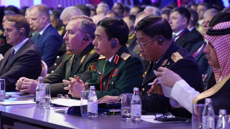 Министр обороны Вьетнама Фан Ван Жанг на церемонии открытия XI Московской конференции по международной безопасности.