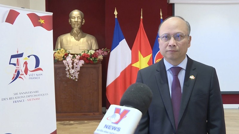 Посол Вьетнама во Франции Динь Тоан Тханг. Фото: ВИА