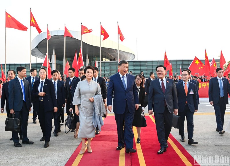 Генеральный секретарь ЦК КПК, Председатель КНР завершил государственный визит во Вьетнам