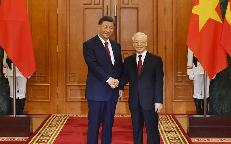 Генеральный секретарь ЦК КПВ Нгуен Фу Чонг и Генеральный секретарь ЦК КПК, Председатель Китая Си Цзиньпин. Фото: Данг Кхоа