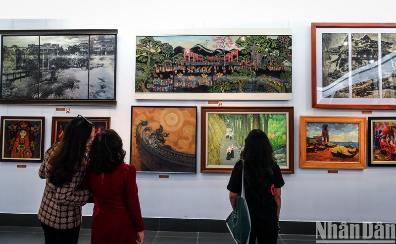 Уникальные работы на конкурсе «Культурное наследие Вьетнама через живопись»