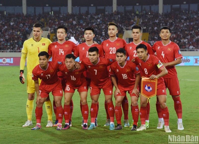 Сборная Вьетнама перед матчем против сборной Индонезии. Фото: Чан Хай