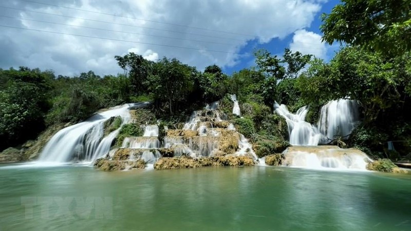 Водопад Баншам находится в деревне Баншам городка Хоатхуан. Фото: ВИА